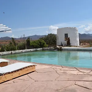 https://cortijo-la-molina-de-cabo-de-gata.es-andalucia.com