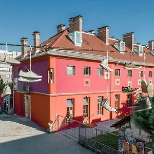  Hostel Celica Slovenië